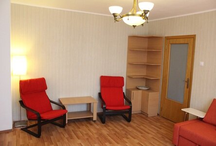 Gara de Nord metrou, Libraria 34 CLB